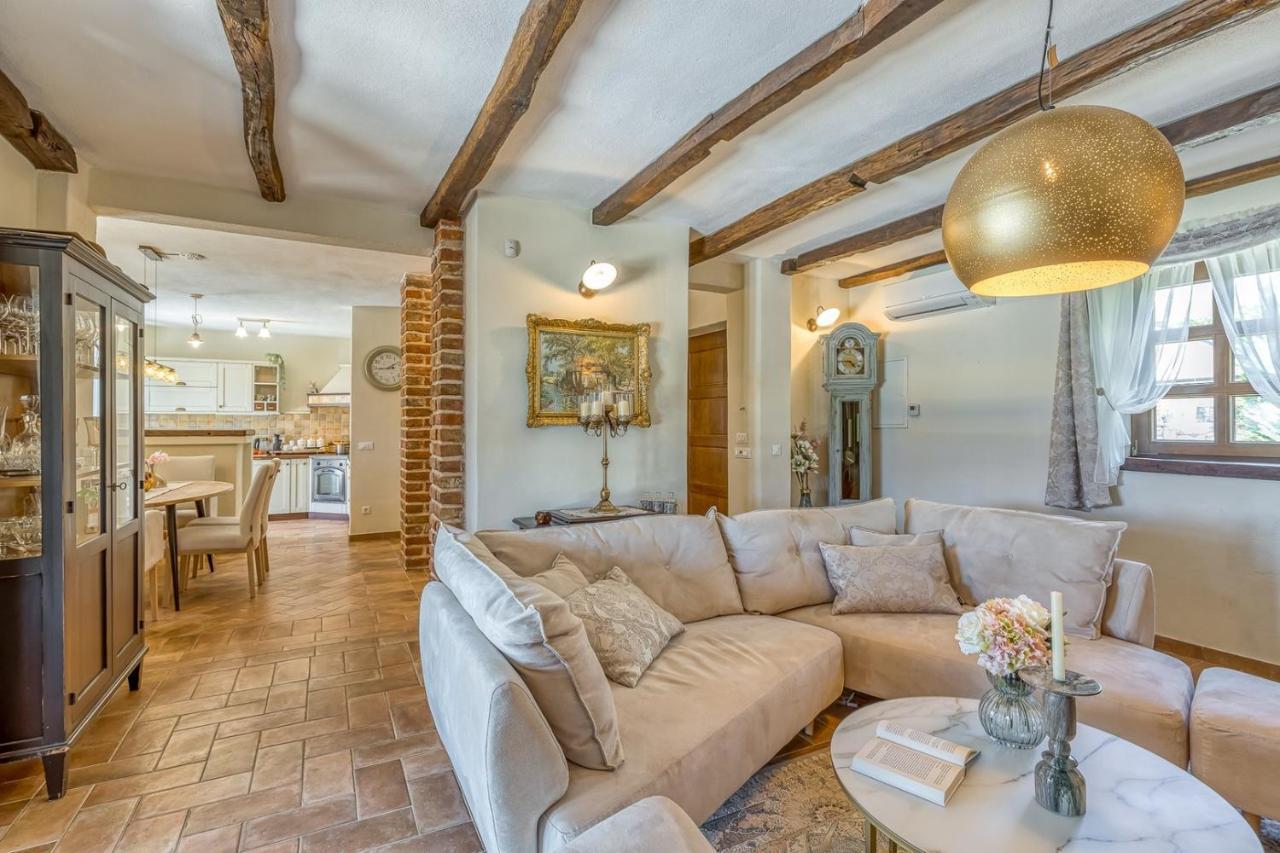 Villa Santolina Baderna Luaran gambar