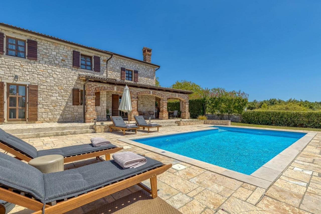 Villa Santolina Baderna Luaran gambar